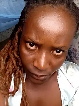 pretty prickle online show from January 5, 2026, 6:11 pm