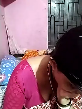 Snapshot of Hot_Pakhi chatting on December 16, 2024, 7:04 am Hot Pakhi online show from December 16, 2024, 7:04 am