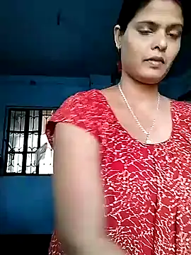 Snapshot of Hot_Pakhi chatting on December 20, 2024, 3:47 am Hot Pakhi online show from December 20, 2024, 3:47 am