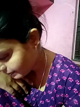 Snapshot of Hot_Pakhi chatting on January 9, 2025, 5:13 am Hot Pakhi online show from January 9, 2025, 5:13 am