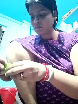 Snapshot of Hot_Pakhi chatting on January 28, 2025, 11:28 am Hot Pakhi online show from January 28, 2025, 11:28 am