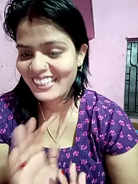 Snapshot of Hot_Pakhi chatting on February 15, 2025, 4:58 am Hot Pakhi online show from February 15, 2025, 4:58 am