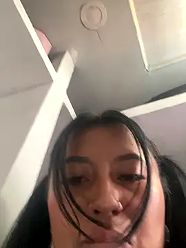 Snapshot of luisa16xxx chatting on November 10, 2025, 7:35 pm luisa16xxx online show from November 10, 2025, 7:35 pm