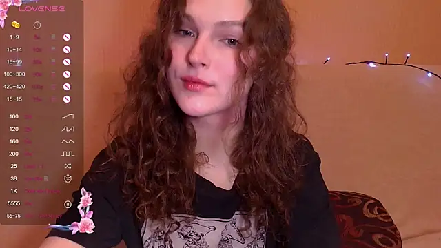 Snapshot of Jenna_Sativa chatting on February 18, 2025, 11:55 am Jenna Sativa online show from February 18, 2025, 11:55 am
