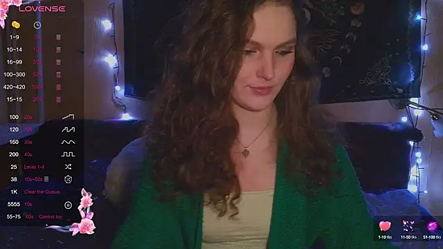 Snapshot of Jenna_Sativa chatting on March 16, 2025, 4:45 pm Jenna Sativa online show from March 16, 2025, 4:45 pm