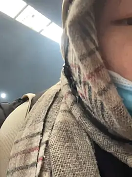 Snapshot of Laura8910 chatting on January 20, 2025, 8:19 am Laura8910 online show from January 20, 2025, 8:19 am