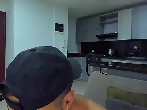 Alexander Martines online show from October 20, 2025, 11:27 pm