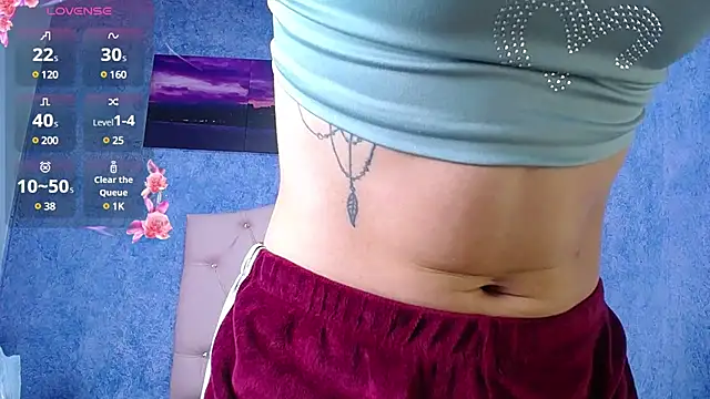 salomee star  online show from February 6, 2025, 12:48 pm