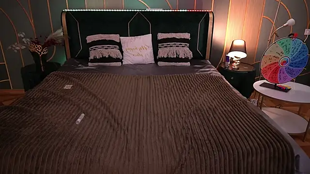 PamelaXX  online show from October 1, 2025, 9:10 pm