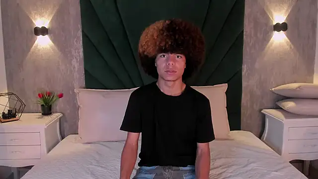 Snapshot of Alexiis_Etereo chatting on February 5, 2026, 7:29 pm Alexiis Etereo online show from February 5, 2026, 7:29 pm