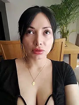  monicab online show from March 22, 2025, 6:25 pm