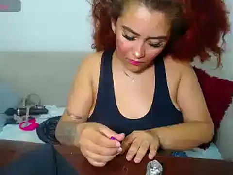 loly bigbooty4u online show from January 10, 2025, 7:35 am