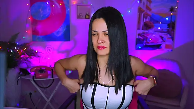 Snapshot of KarolinaRobinson chatting on December 26, 2024, 12:16 pm KarolinaRobinson online show from December 26, 2024, 12:16 pm