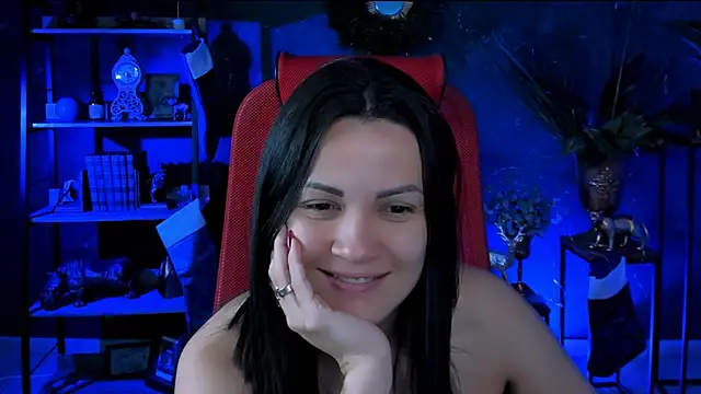 Snapshot of KarolinaRobinson chatting on December 27, 2024, 6:53 pm KarolinaRobinson online show from December 27, 2024, 6:53 pm