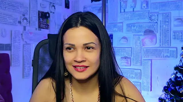 Snapshot of KarolinaRobinson chatting on December 30, 2024, 3:24 pm KarolinaRobinson online show from December 30, 2024, 3:24 pm