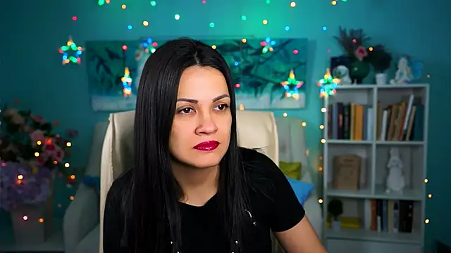 Snapshot of KarolinaRobinson chatting on January 23, 2025, 12:09 pm KarolinaRobinson online show from January 23, 2025, 12:09 pm