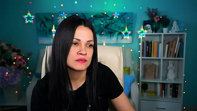 Snapshot of KarolinaRobinson chatting on January 23, 2025, 3:11 pm KarolinaRobinson online show from January 23, 2025, 3:11 pm