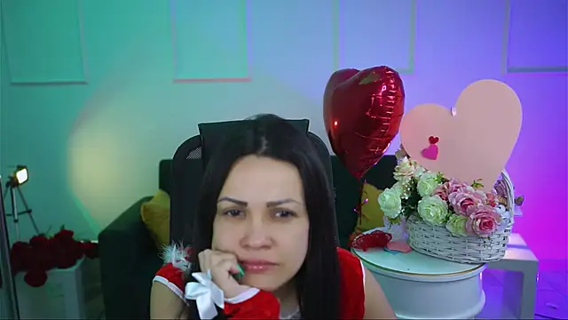 Snapshot of KarolinaRobinson chatting on February 13, 2025, 3:14 pm KarolinaRobinson online show from February 13, 2025, 3:14 pm