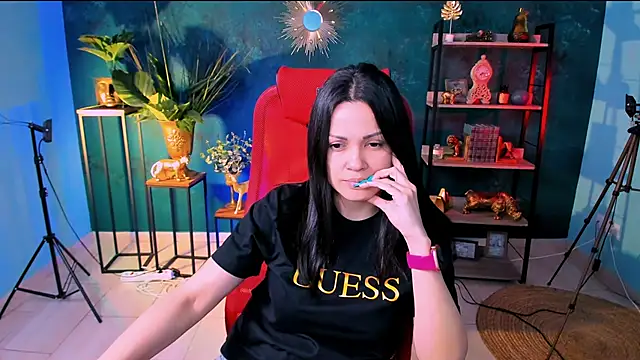 Snapshot of KarolinaRobinson chatting on February 15, 2025, 3:17 pm KarolinaRobinson online show from February 15, 2025, 3:17 pm