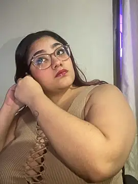 KathyGonzalez online show from September 22, 2025, 10:01 pm