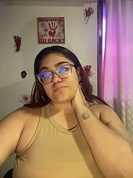 KathyGonzalez online show from October 30, 2025, 11:55 am