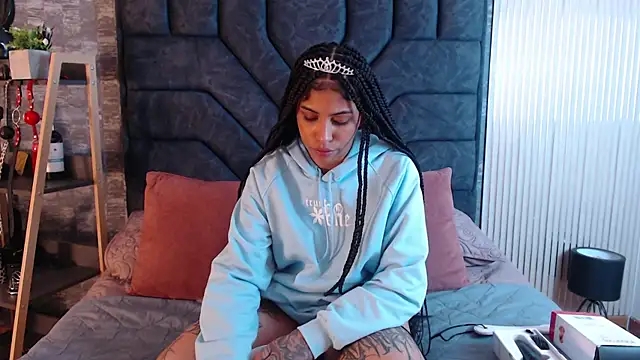 JuliaRose ks online show from October 4, 2025, 3:37 am