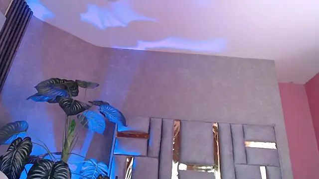 JuliaRose ks online show from November 28, 2025, 1:36 pm