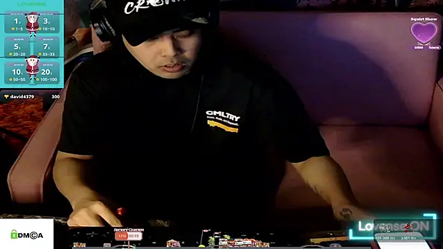 tashakaixxx online show from December 14, 2025, 8:13 pm