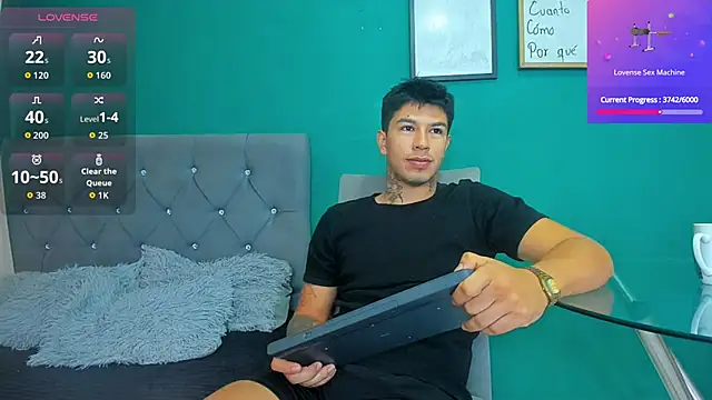 mateoreal1 online show from June 4, 2026, 1:06 pm