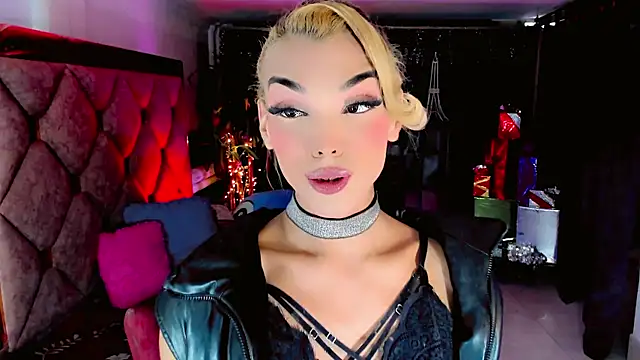 the-horus-girl online show from December 19, 2025, 10:06 pm