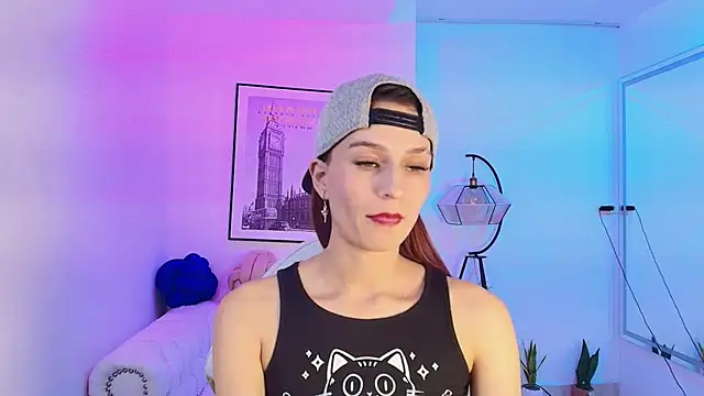 Snapshot of Tamara_slimx chatting on January 10, 2025, 7:04 am Tamara slimx online show from January 10, 2025, 7:04 am