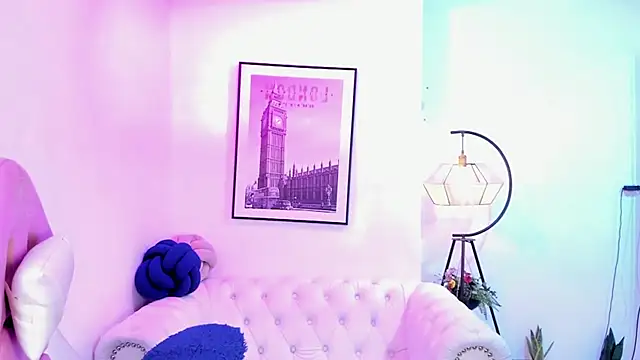 Snapshot of Tamara_slimx chatting on February 9, 2025, 3:53 am Tamara slimx online show from February 9, 2025, 3:53 am