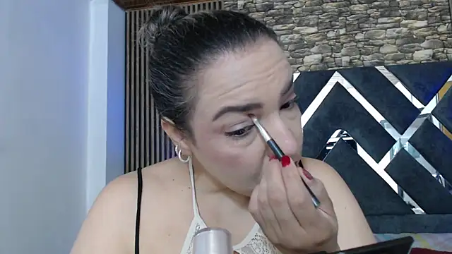 marie hss online show from December 15, 2025, 4:11 pm