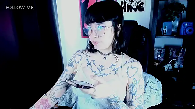Demongirl6666 online show from March 11, 2026, 8:20 am