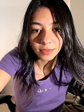 Snapshot of Liissa_cute_ chatting on October 7, 2025, 6:49 pm Liissa cute online show from October 7, 2025, 6:49 pm