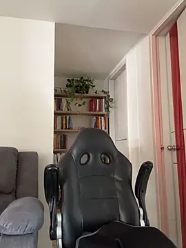 Liissa cute  online show from February 11, 2026, 7:19 pm