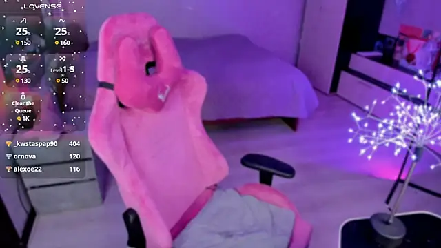 Snapshot of The_love_project chatting on January 24, 2025, 11:45 pm The love project online show from January 24, 2025, 11:45 pm