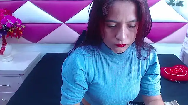 MariaClay online show from February 13, 2025, 11:50 am