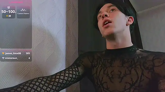 Snapshot of Jerry_Bomb chatting on February 5, 2025, 2:37 pm Jerry Bomb online show from February 5, 2025, 2:37 pm