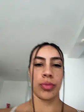 LauraCadwell online show from May 30, 2026, 12:57 pm