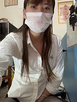 andii-1 online show from April 10, 2026, 1:55 am