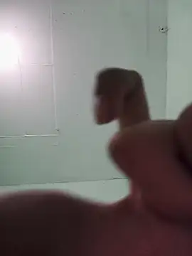 Luisf1267 online show from March 8, 2026, 10:13 pm