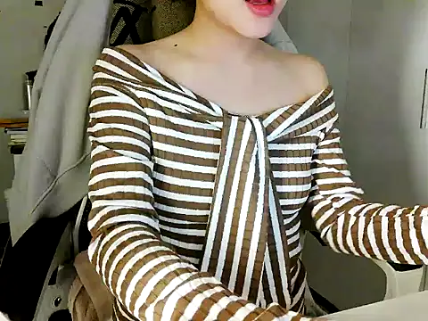 Yin-girl online show from January 8, 2026, 4:42 pm