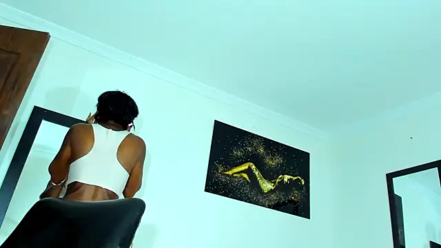 KimberlyBanks2 online show from March 5, 2026, 10:00 am