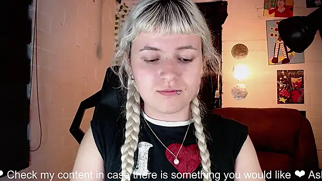 NEXT DOOR GIRL  online show from January 22, 2025, 3:20 am