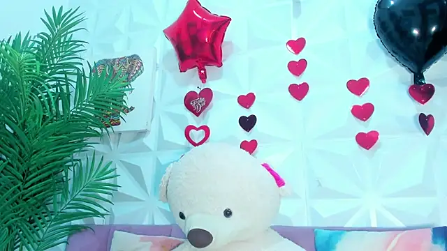 Snapshot of Briyit_Doll chatting on March 26, 2026, 3:56 am Briyit Doll online show from March 26, 2026, 3:56 am