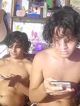 pedrodavid  online show from February 26, 2026, 11:37 pm