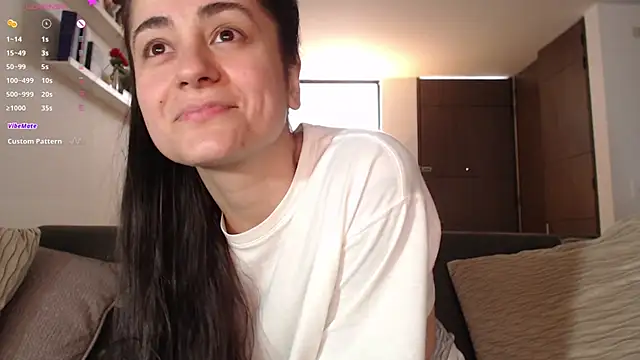 guccipussy1 online show from October 1, 2025, 2:23 pm