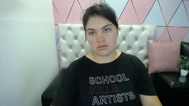 Marinasexxx online show from September 20, 2025, 7:04 pm