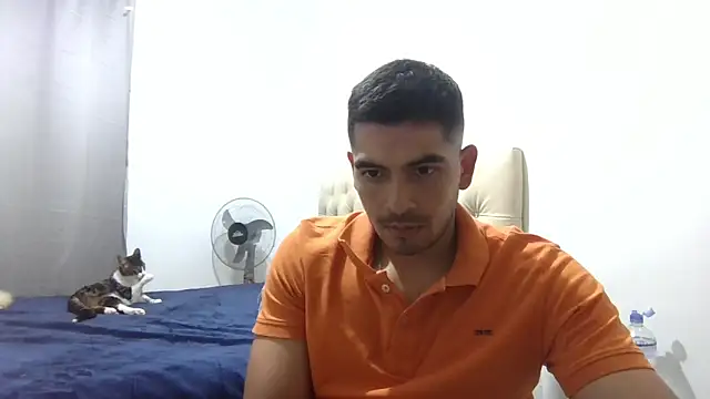 Himoreno25 online show from December 5, 2025, 1:47 am